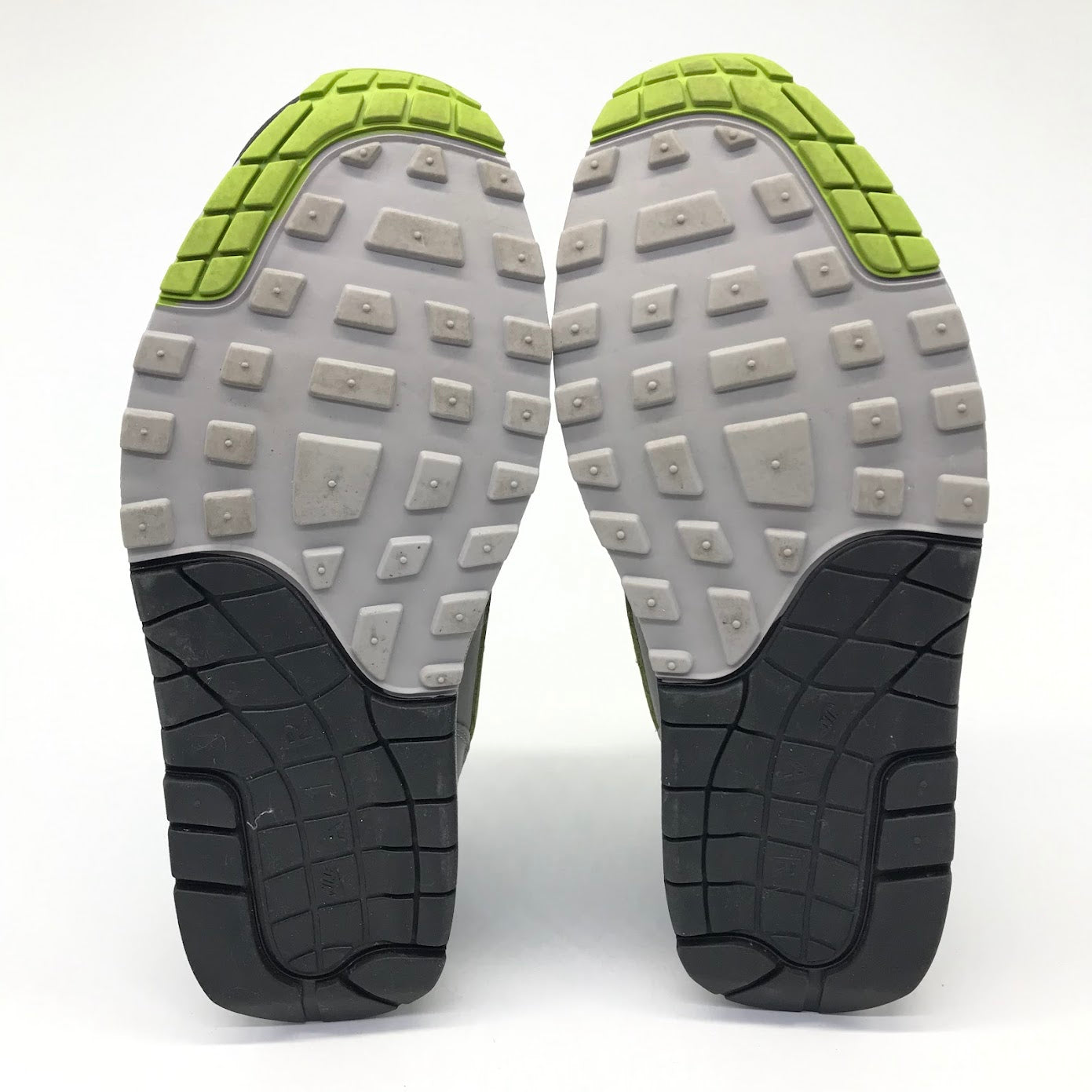 AIR MAX 1 PEAR スニーカー HF3713-002 グレー 27cm【倉吉店】