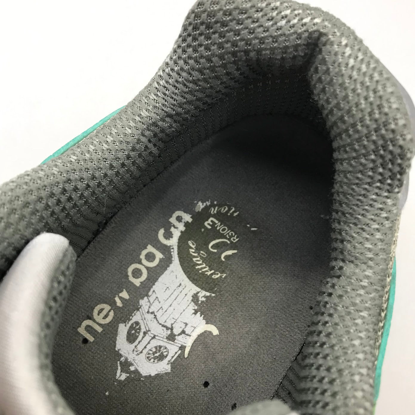NEW BALANCE | ニューバランス KEEP YOUR FAMILY CLOSE スニーカー M990PP3 グリーン 27cm【倉吉店】