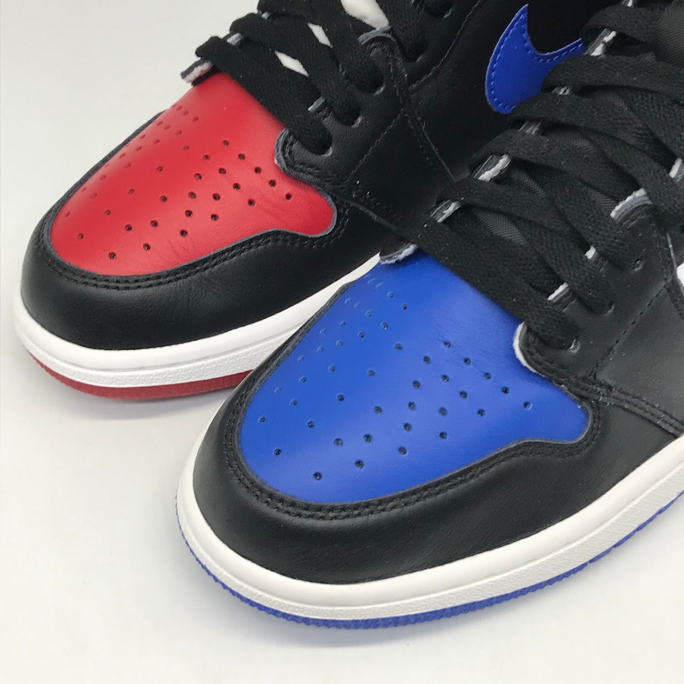 NIKE | ナイキ AIR JORDAN 1 RETRO HIGH OG ’TOP 3’ エアジョーダン1 スニーカー 555088-026 マルチカラー 26.5cm【倉吉店】