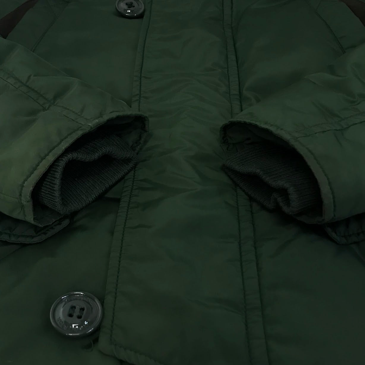 HOLUBAR MOUNTAINEERI | ホルバーマウンテニアリング SVEN PARKA ダウンジャケット グリーン サイズ：3【倉吉店】