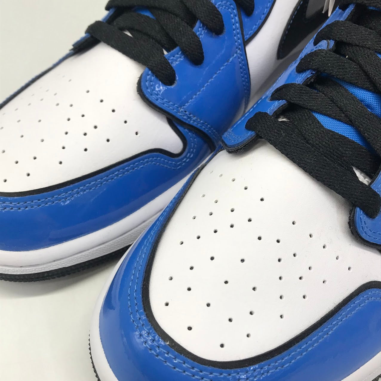 NIKE | ナイキ AIR JORDAN 1 MID SIGNAL BLUE エアジョーダン1 ミッド スニーカー DD6834-402 ブルー 29.5cm【倉吉店】