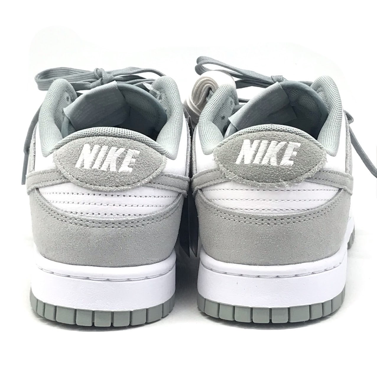 NIKE | ナイキ DUNK LOW RETRO SE ’LIGHT PUMICE’ ダンクロー スニーカー FQ8249-101 グレー 28.5cm【倉吉店】