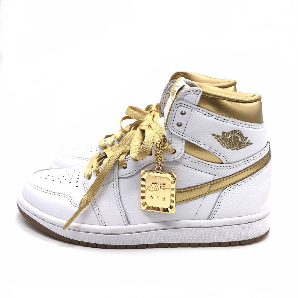 NIKE | ナイキ WMNS AIR JORDAN 1 RETRO HI OG スニーカー FD2596-107 ホワイト 22.5cm【倉吉店】
