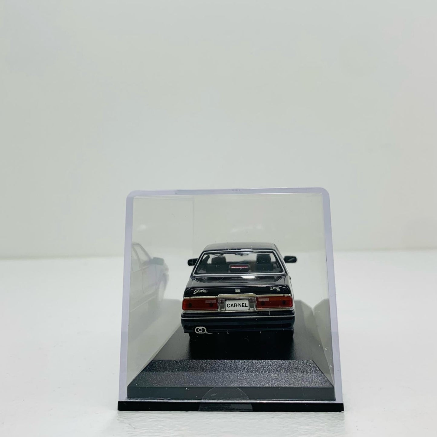 【中古】 日産 グロリア CLASSIC SV (PY31) 1998(ダークブルー