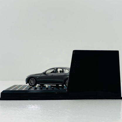 【中古】 日産 SKYLINE セダン カラーサンプル(シルバー)