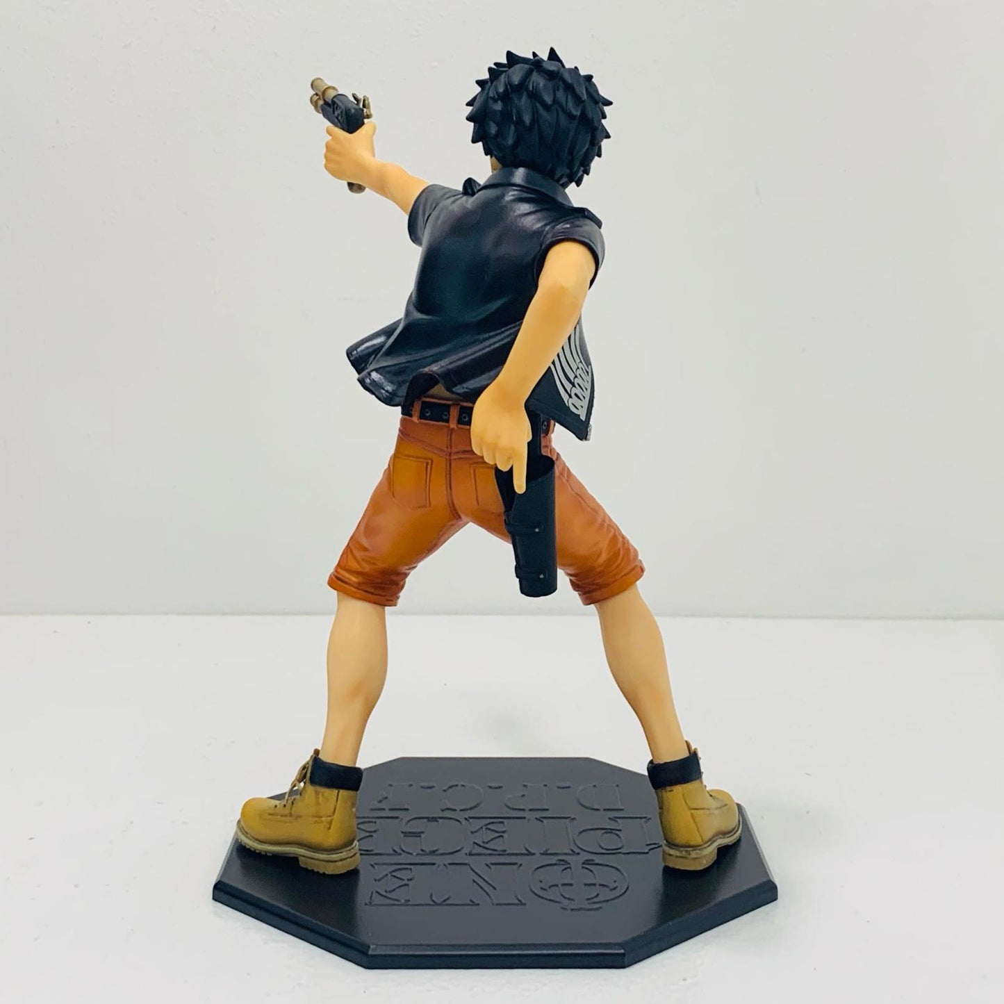 【中古】 モンキー・D・ルフィ三銃士Ver.「ワンピース」DOORPAINTINGCOLLECTIONFIGURE」1/7塗装済み完成品【フィギュア】