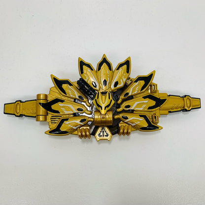 【中古】 'DXドゥームズギーツレイズバックル「仮面ライダーギーツ」プレミアムバンダイ限定' 仮面ライダー おもちゃ・玩具 DXドゥームズギーツ レイズバックル プレミアムバンダイ限定【飾磨店】