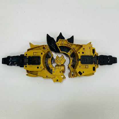 【中古】 'DXドゥームズギーツレイズバックル「仮面ライダーギーツ」プレミアムバンダイ限定' 仮面ライダー おもちゃ・玩具 DXドゥームズギーツ レイズバックル プレミアムバンダイ限定【飾磨店】