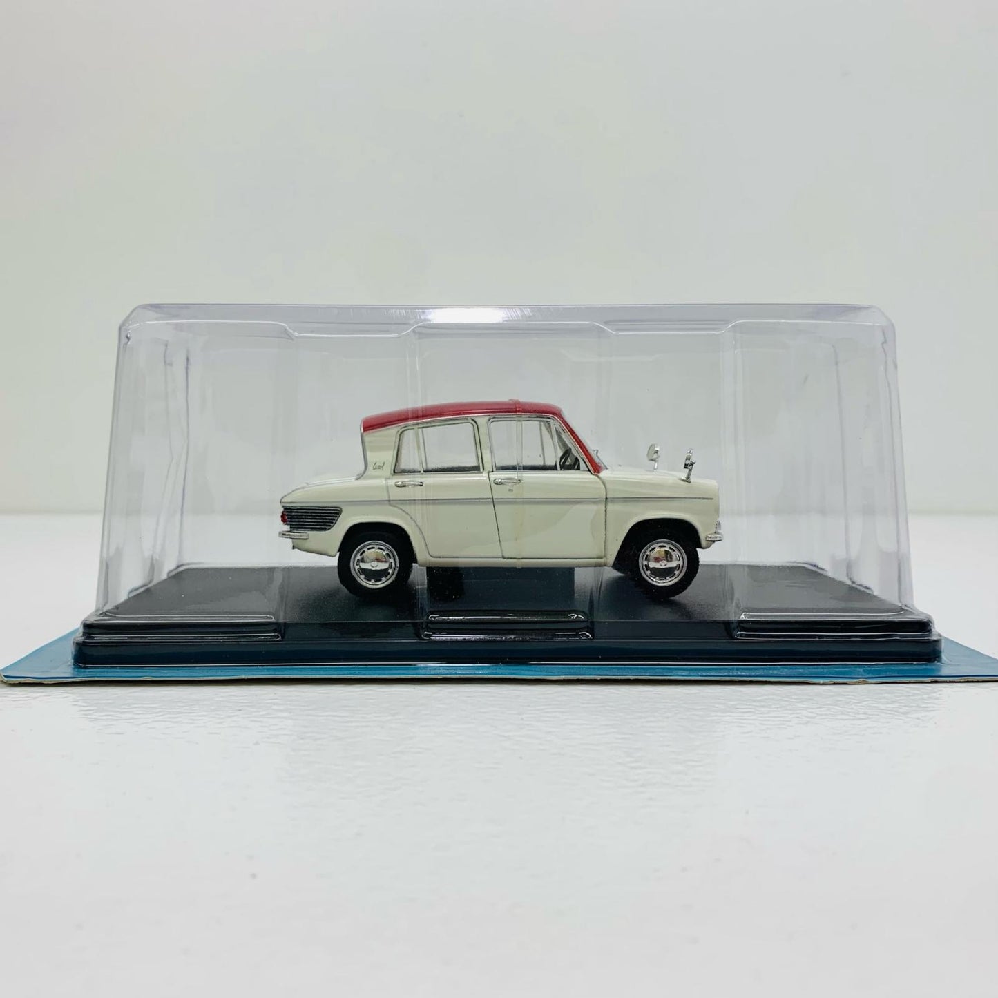 【中古】 Mazda Carol 360 1966(ホワイト×レッド) 1/24 「スペシ