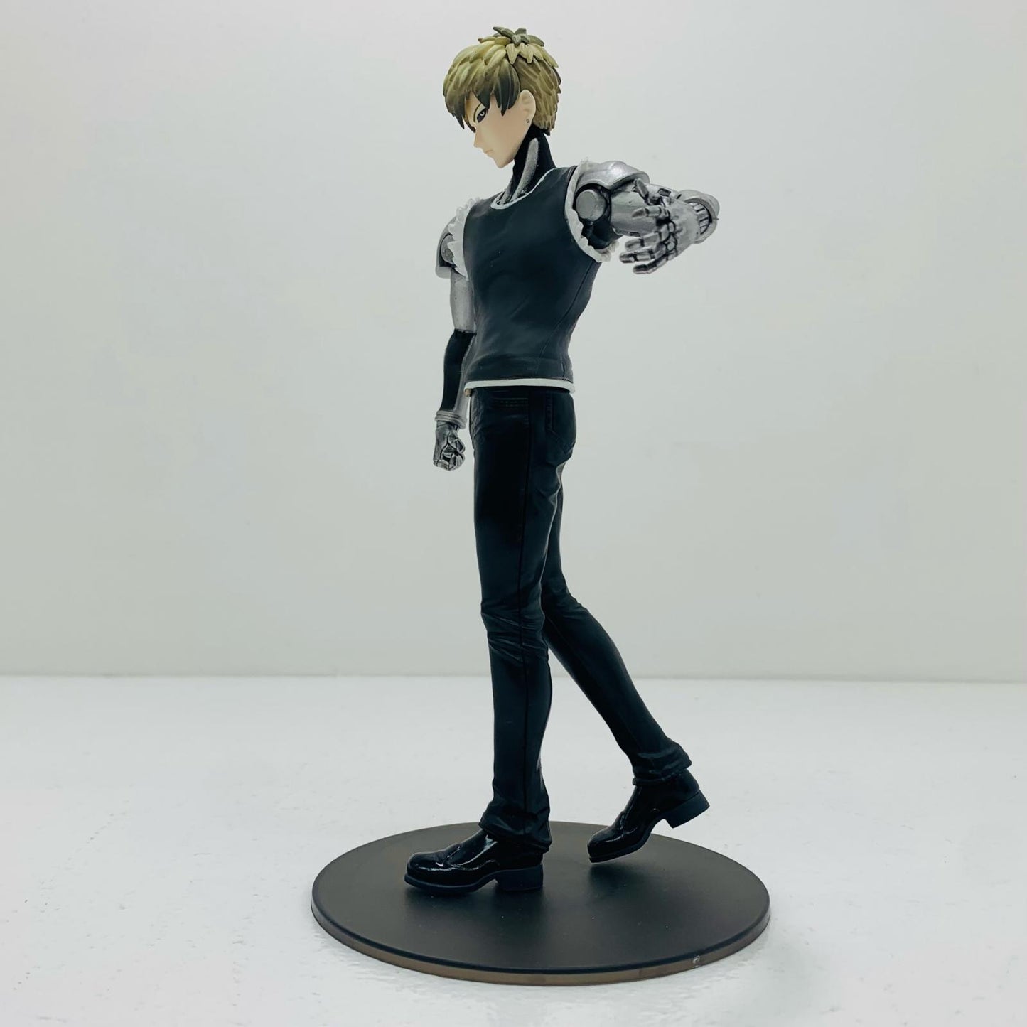 【中古】 'ジェノス「ワンパンマン」DXF-PREMIUMFIGURE-GENOS'【フィギュア】