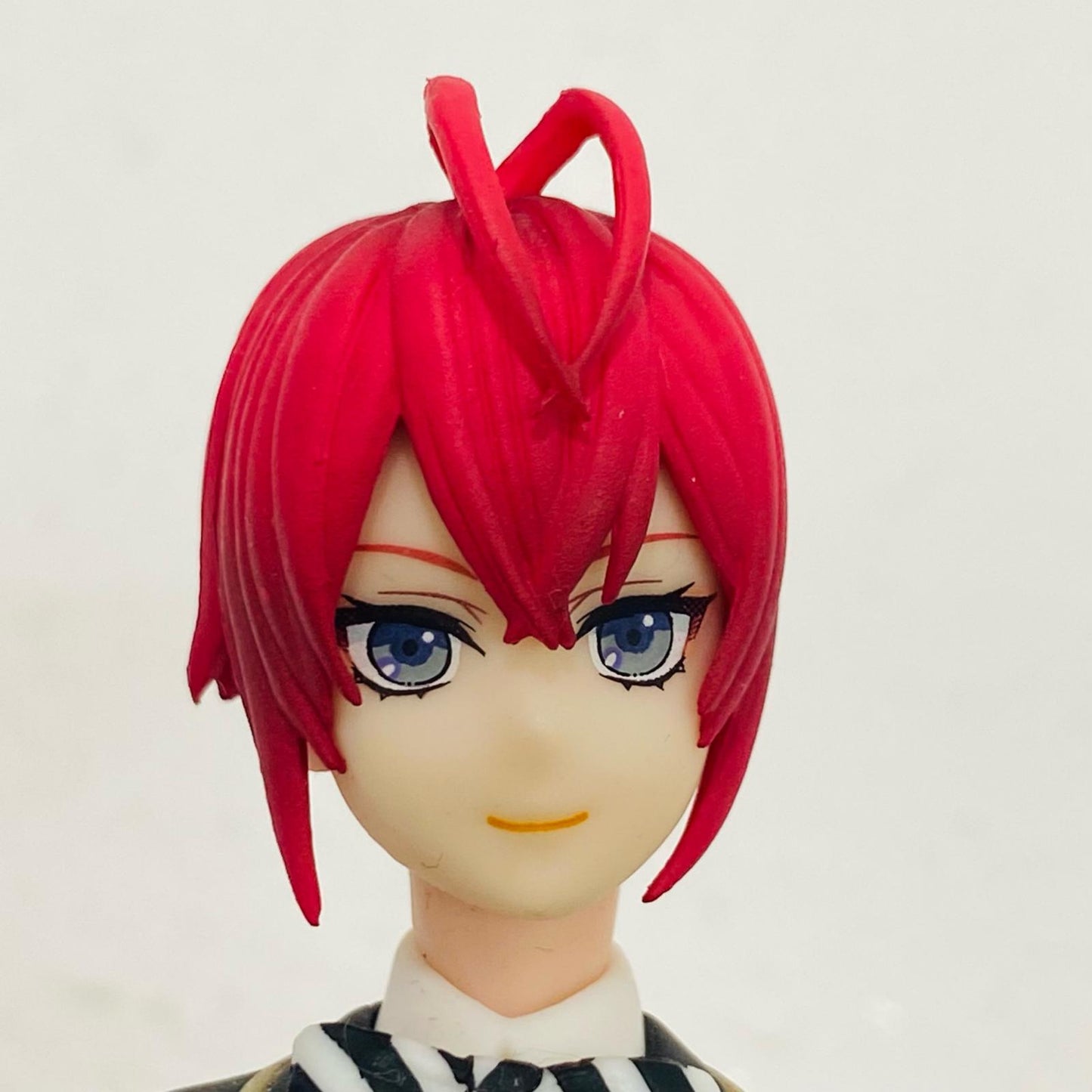 【中古】 'リドル・ローズハート「ディズニーツイステッドワンダーランド」プレミアムグレイスシチュエーションフィギュア～リドル・ローズハート～'【フィギュア】