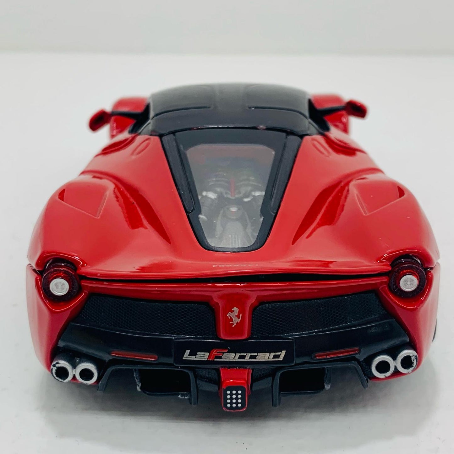 【中古】 '1/24 LaFerrari(レッド×ブラック) -ラ フェラーリ- 「FERRARI RACE＆PLAY」 [18-26000]'