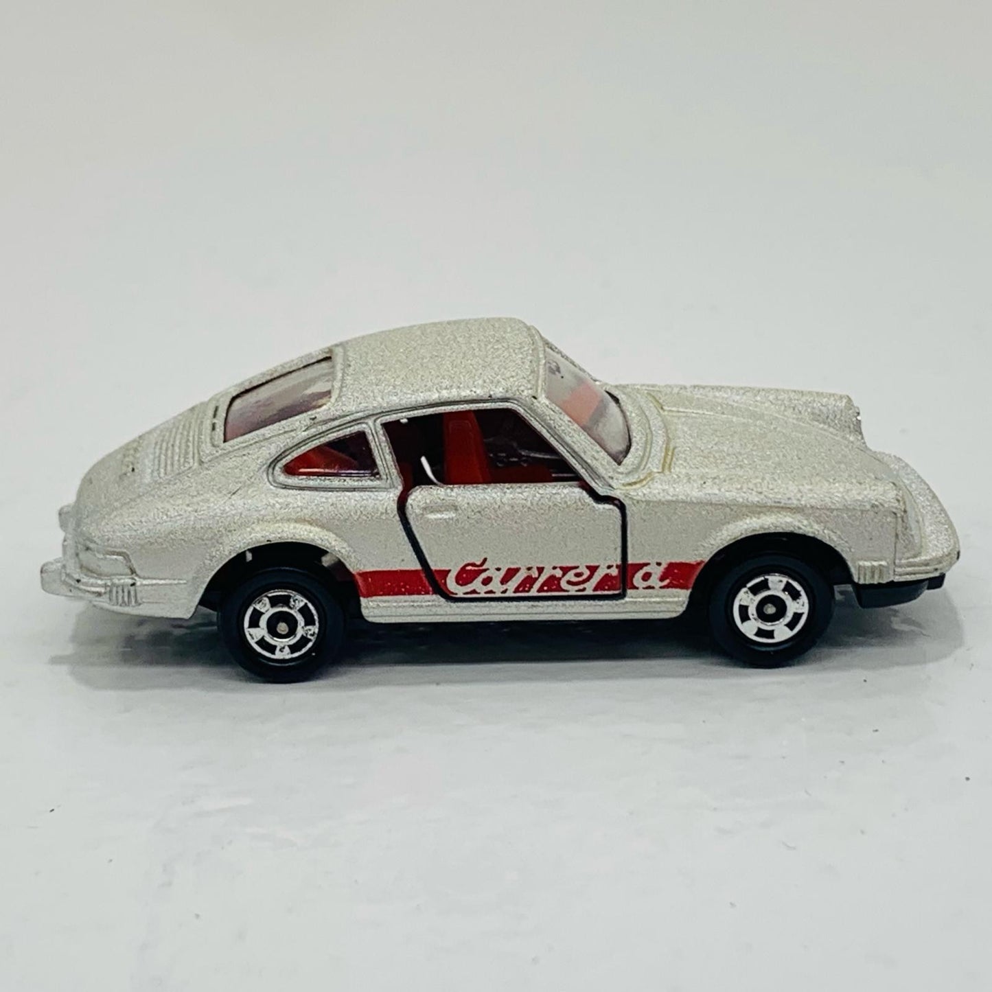 【中古】 ポルシェ 911S(ちりめん加工 シルバー) トミカ(