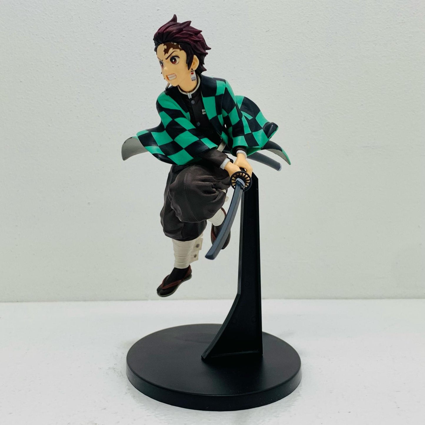 【中古】 '竈門炭治郎「鬼滅の刃」VIBRATIONSTARS-竈門炭治郎-'【フィギュア】