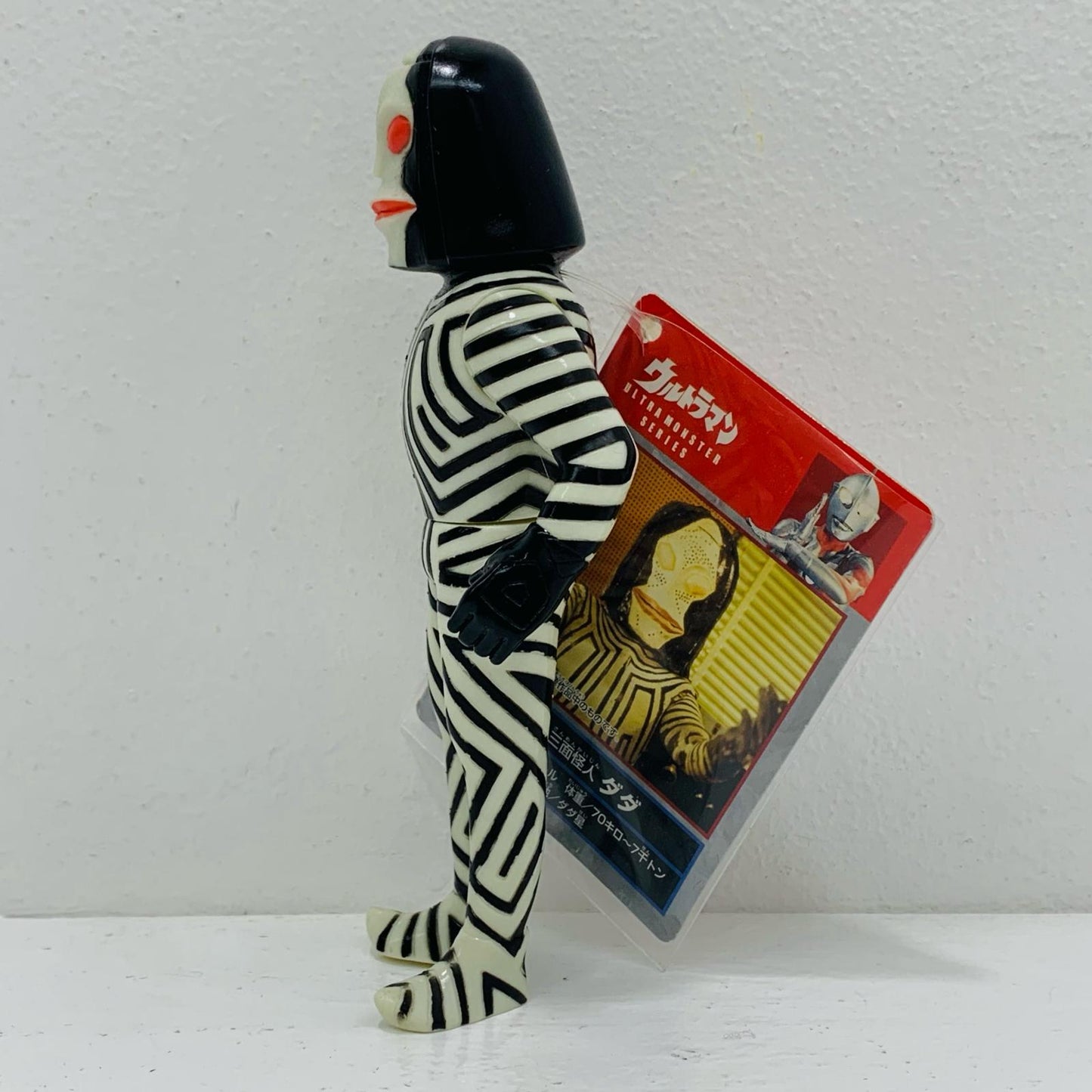 【中古】 三面怪人 ダダ(A) ウルトラ怪獣シリーズ 17【フィギュア】