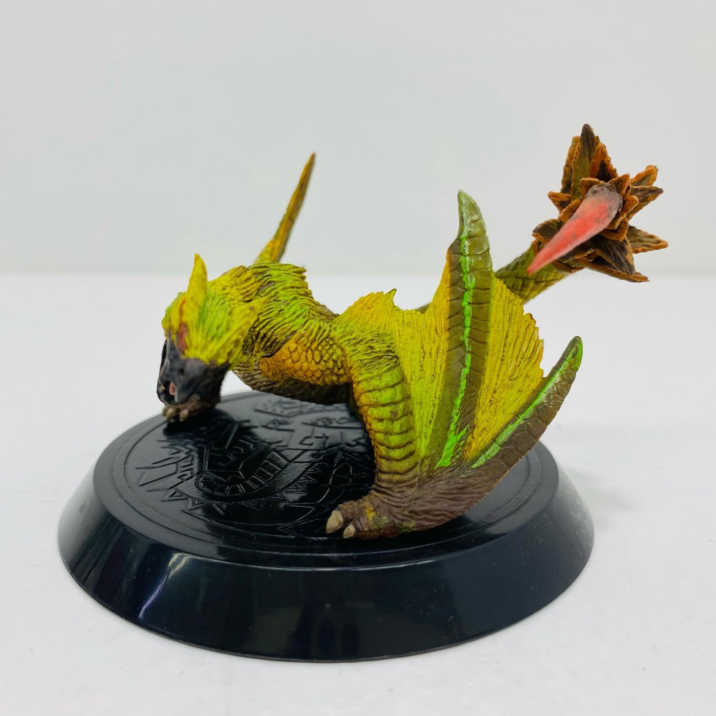 【中古】 ナルガクルガ亜種(怒り状態) カプコンフィギュア【フィギュア】