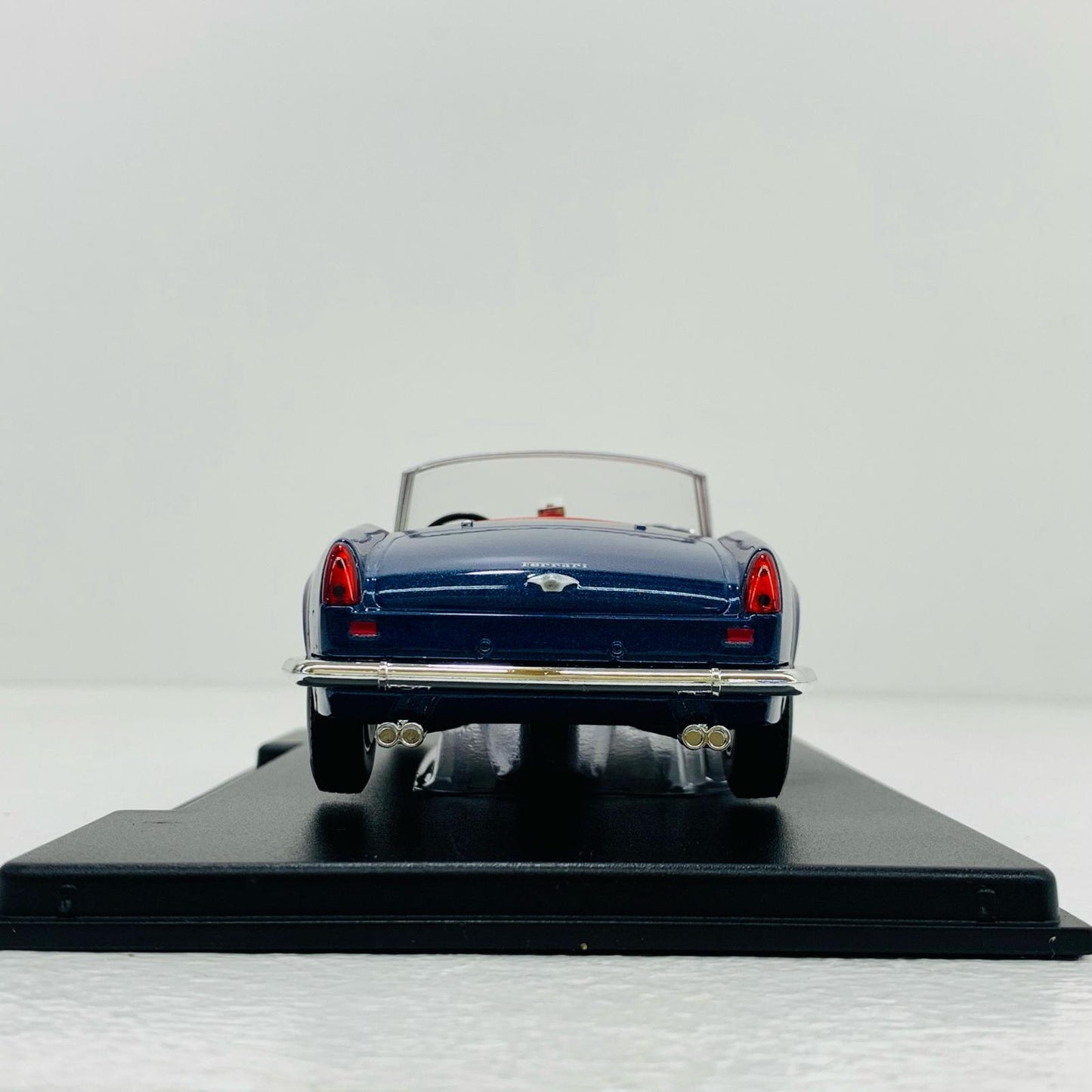 【中古】 Ferrari 250 CALIFORNIA 1957(ブルー) 1/24 ミニカー 同梱