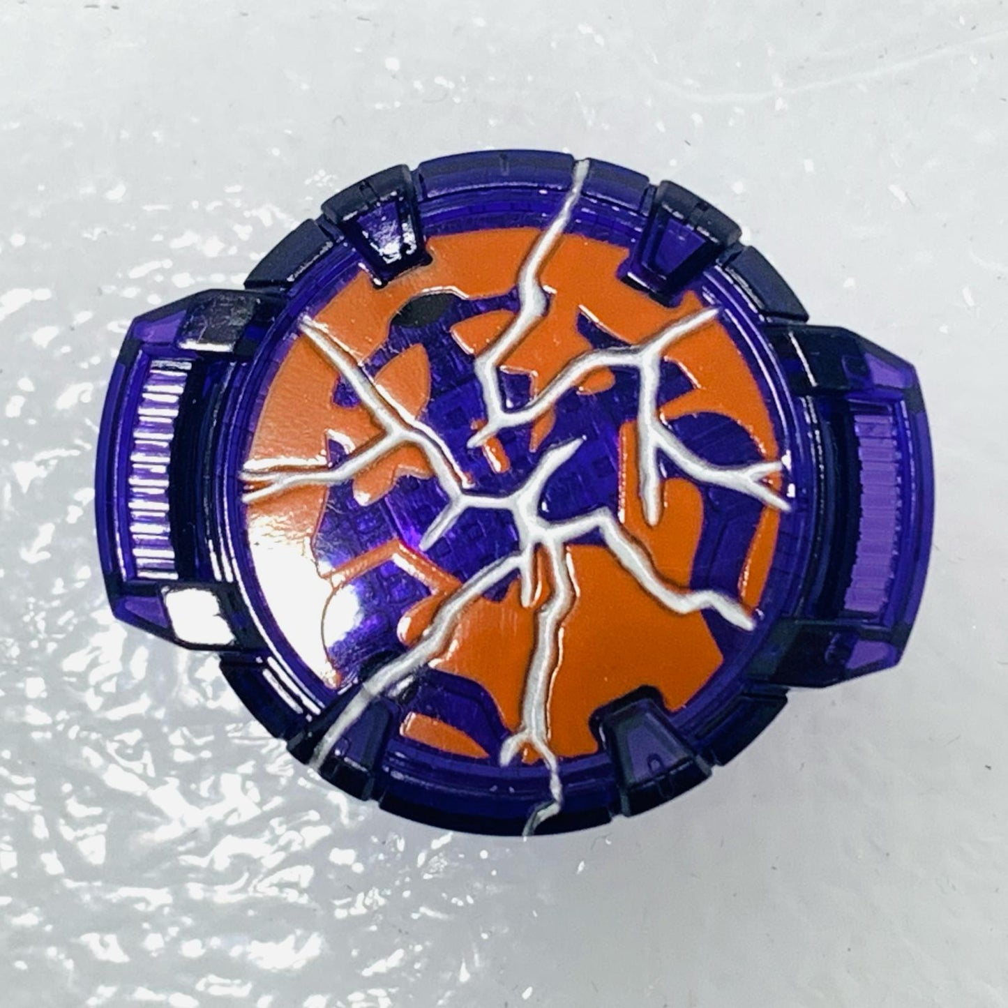 【中古】 '[単品]仮面ライダーバッファコアID(ヒビ割れver.)「仮面ライダーコアIDセット仮面ライダーギーツプレミアムバンダイ限定」同梱品'【フィギュア】