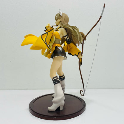 【中古】 'クレハ「シャイニング・ウィンド」1/8PVC製塗装済み完成品'【フィギュア】