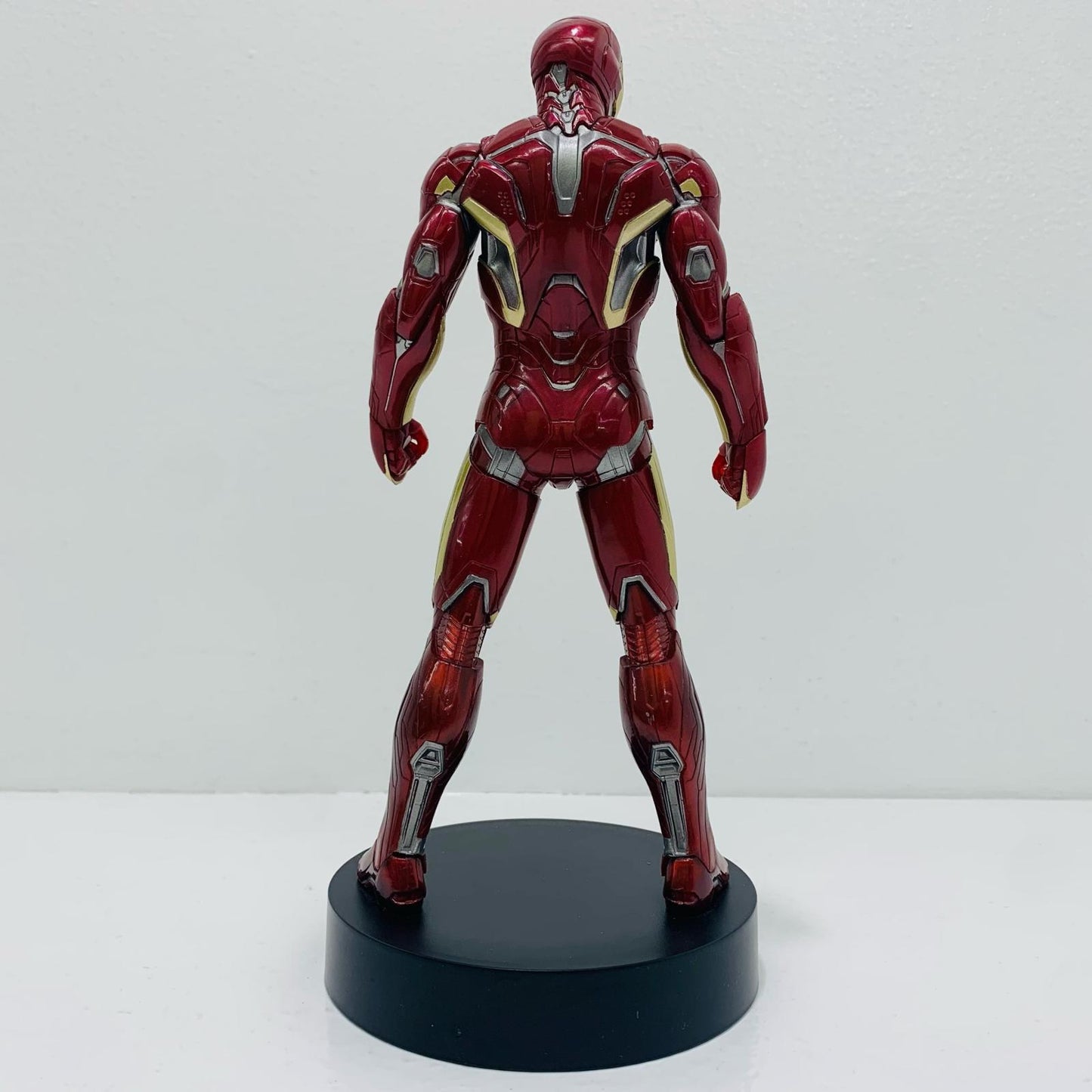 【中古】 アイアンマン マーク45 「アベンジャーズ/エイジ・オブ・ウルトロン」 MARVEL UNIVERSE 1/10 プレミアムフィギュア【フィギュア】