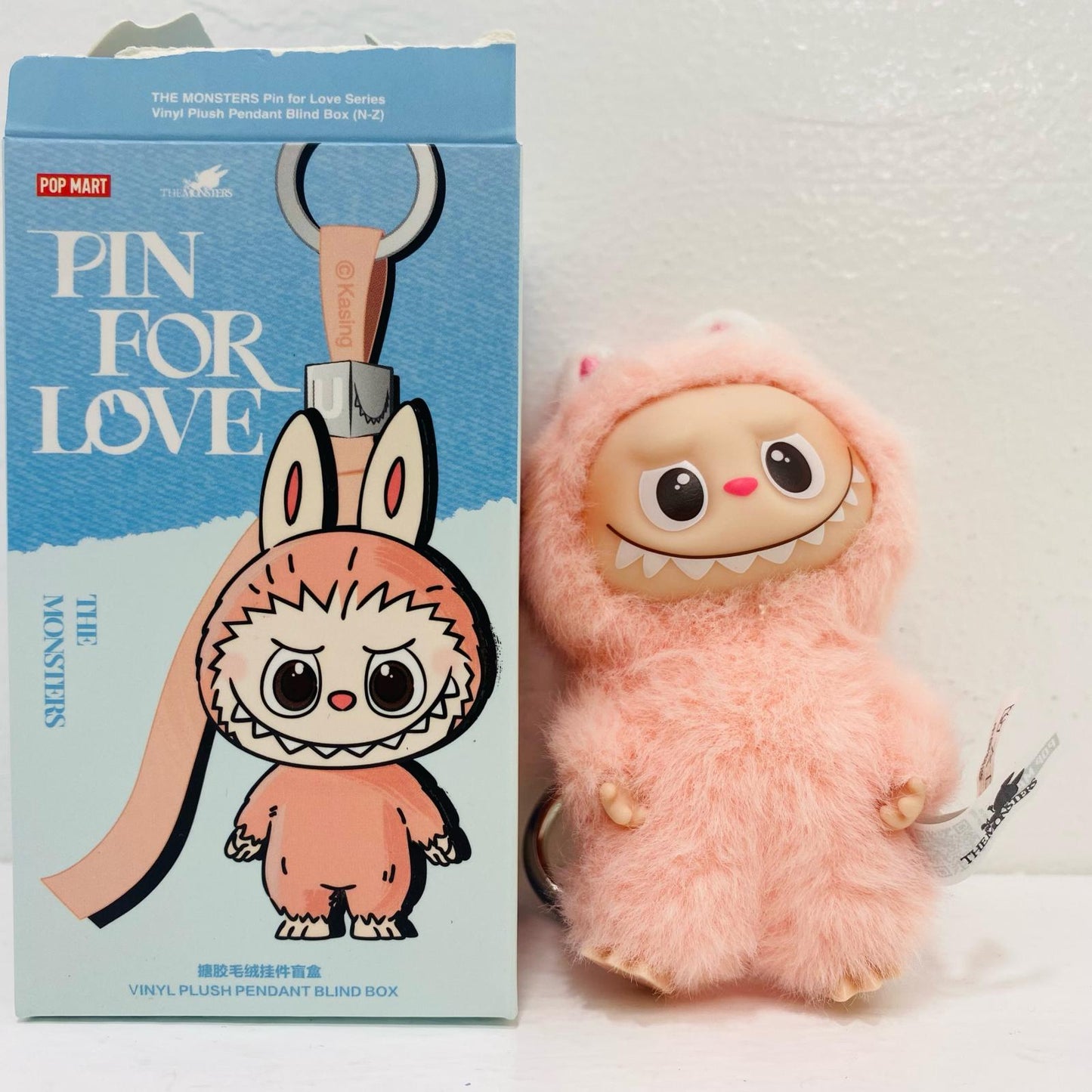 【中古】 U 「POPMART THE MONSTER PIN FOR LOVE シリーズ ぬいぐるみペンダント