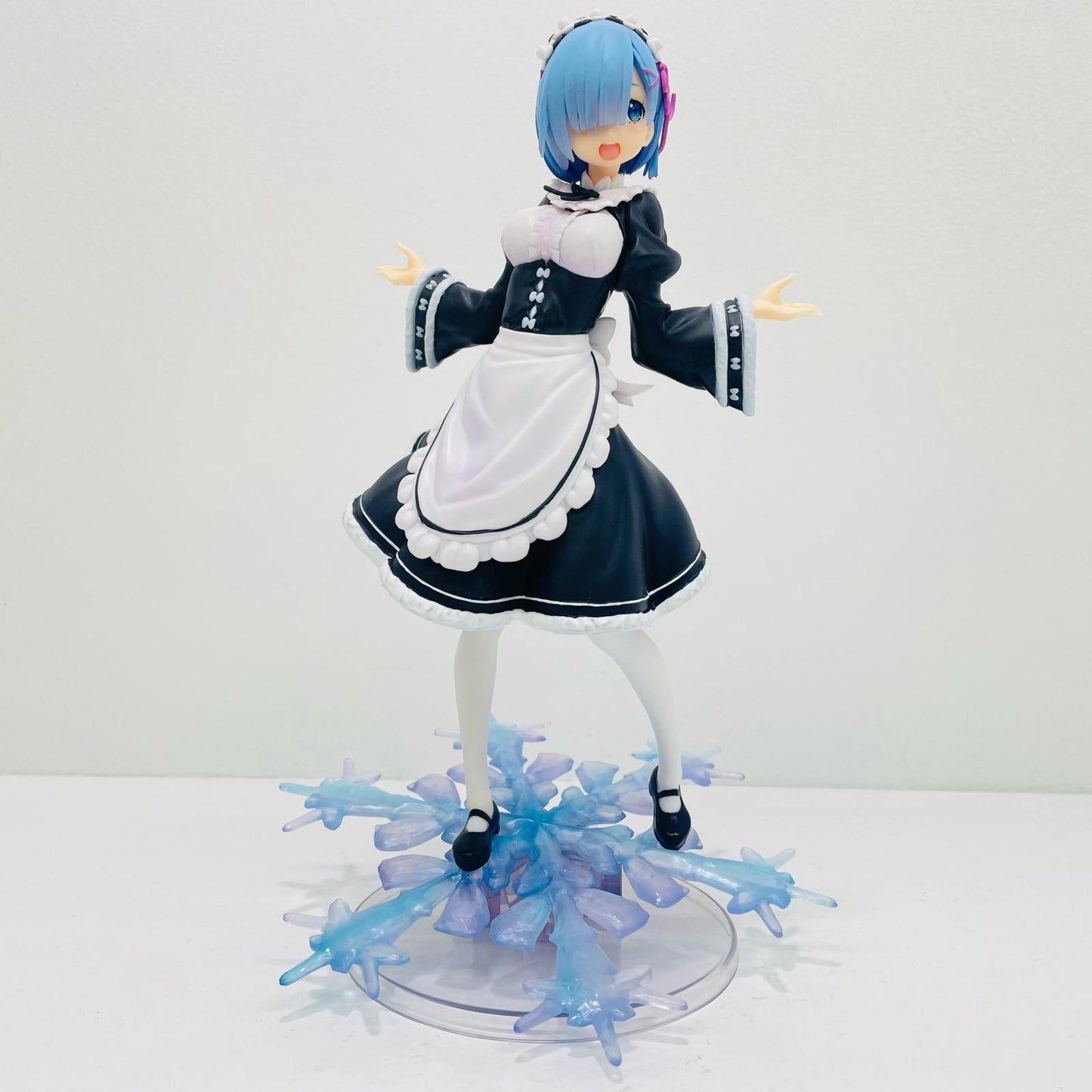 [Used] Rem "Re:Zero - Starting Life in Another World" AMP Rem Figure ~Winter Maid image ver.~ [Figure]