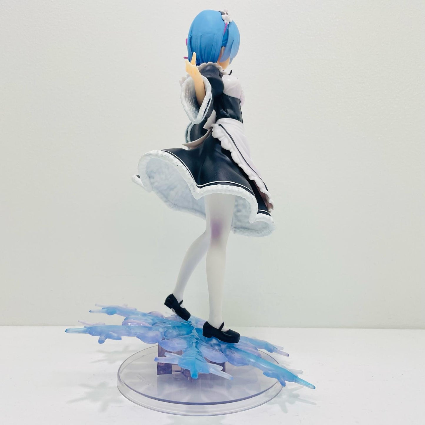 [Used] Rem "Re:Zero - Starting Life in Another World" AMP Rem Figure ~Winter Maid image ver.~ [Figure]