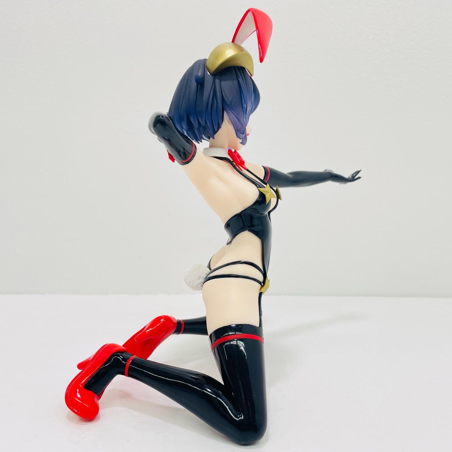 [Used] Magiabaiser: Evil Bunny Ver. One-SeventhCarat Figure "Being Adored by Magical Girls" [Figure]