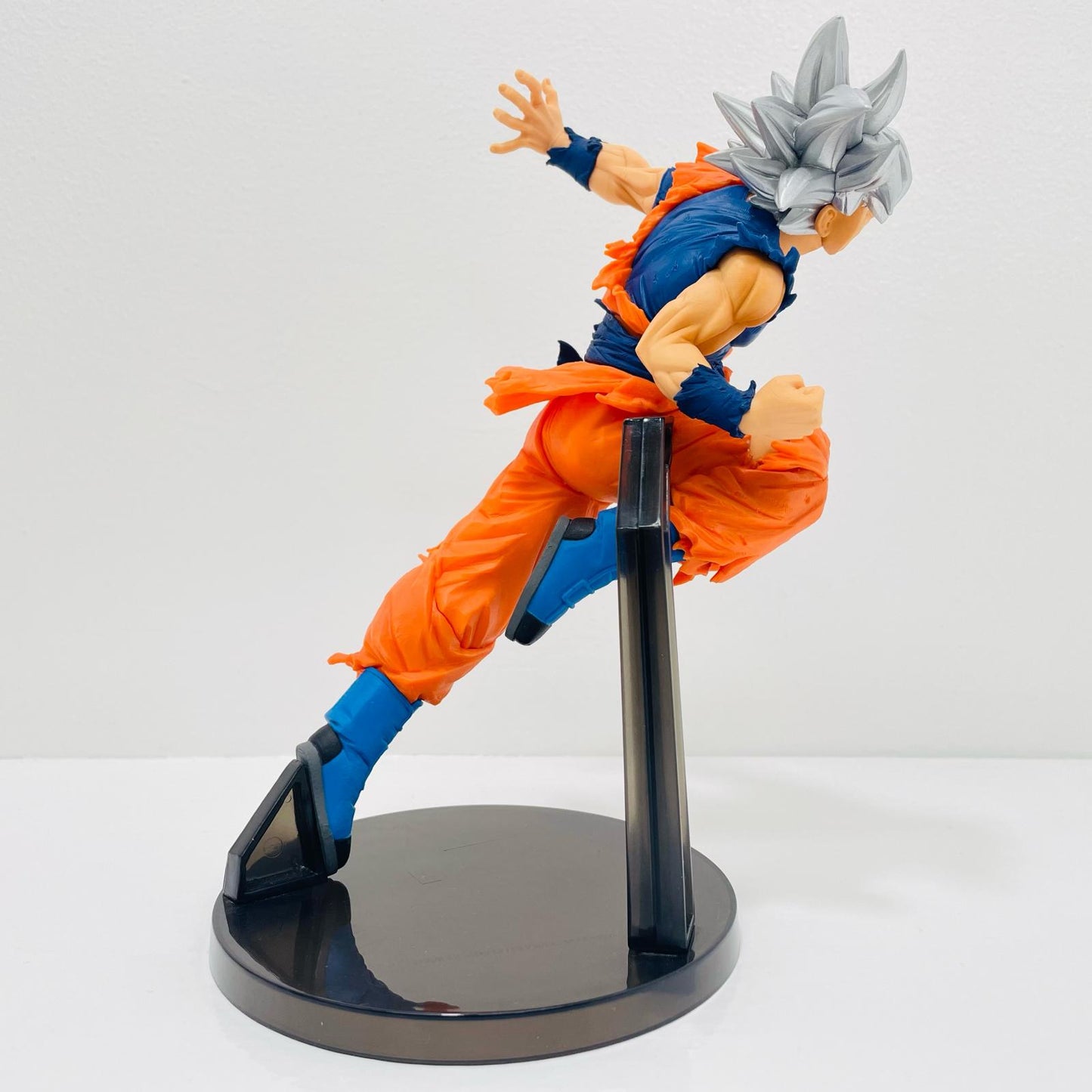[Used] Son Goku (Ultra Instinct) "Super Dragon Ball Heroes" Chozetsu Gikou Vol. 4 [Figure]