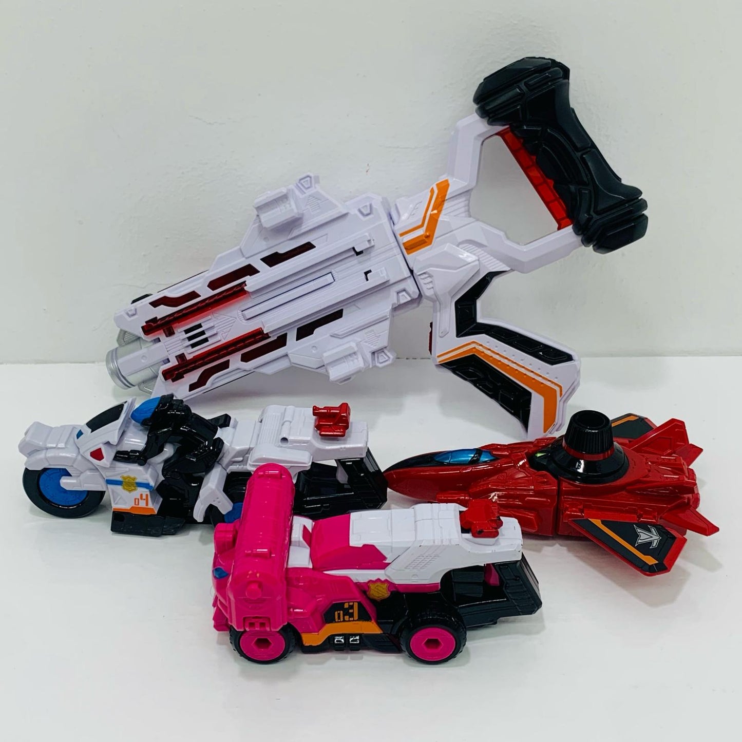 【Used】 Double Transformation Gun DX VS Changer Lupin Red Set "Kaitou Sentai Lupinranger VS Keisatsu Sentai Patranger"
