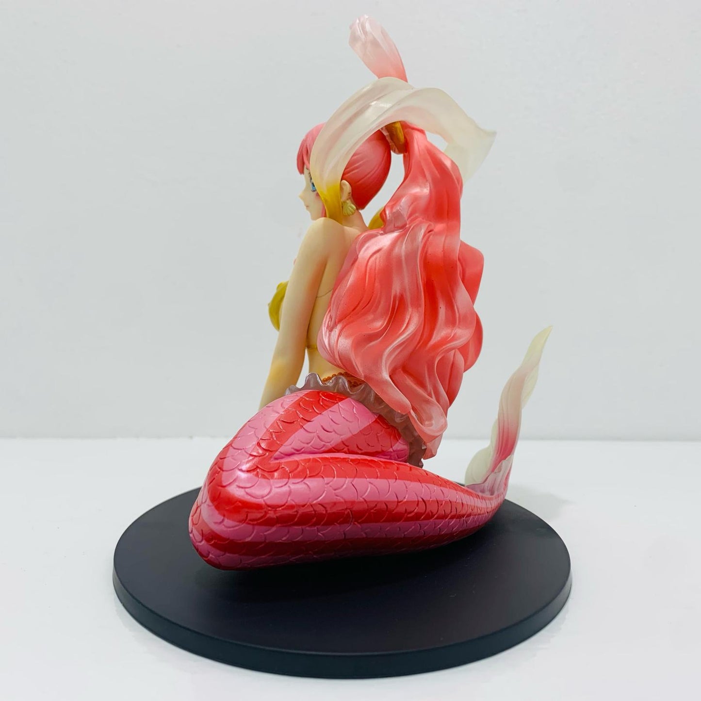 Shirahoishi Princess "1/144 WORLD SCALE ONE PIECE" Pre-Order [Figure]