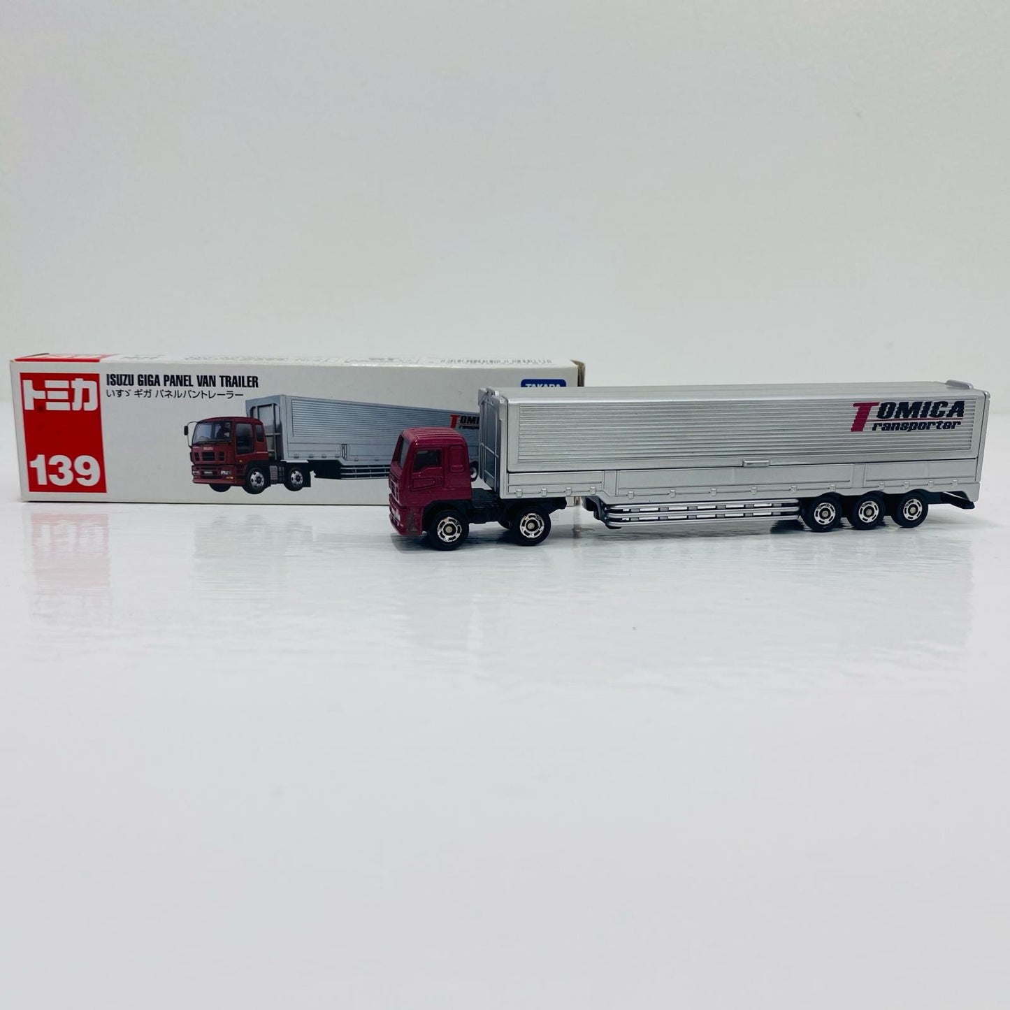 Used Isuzu Giga Panel Van Trailer Tomica No. 139