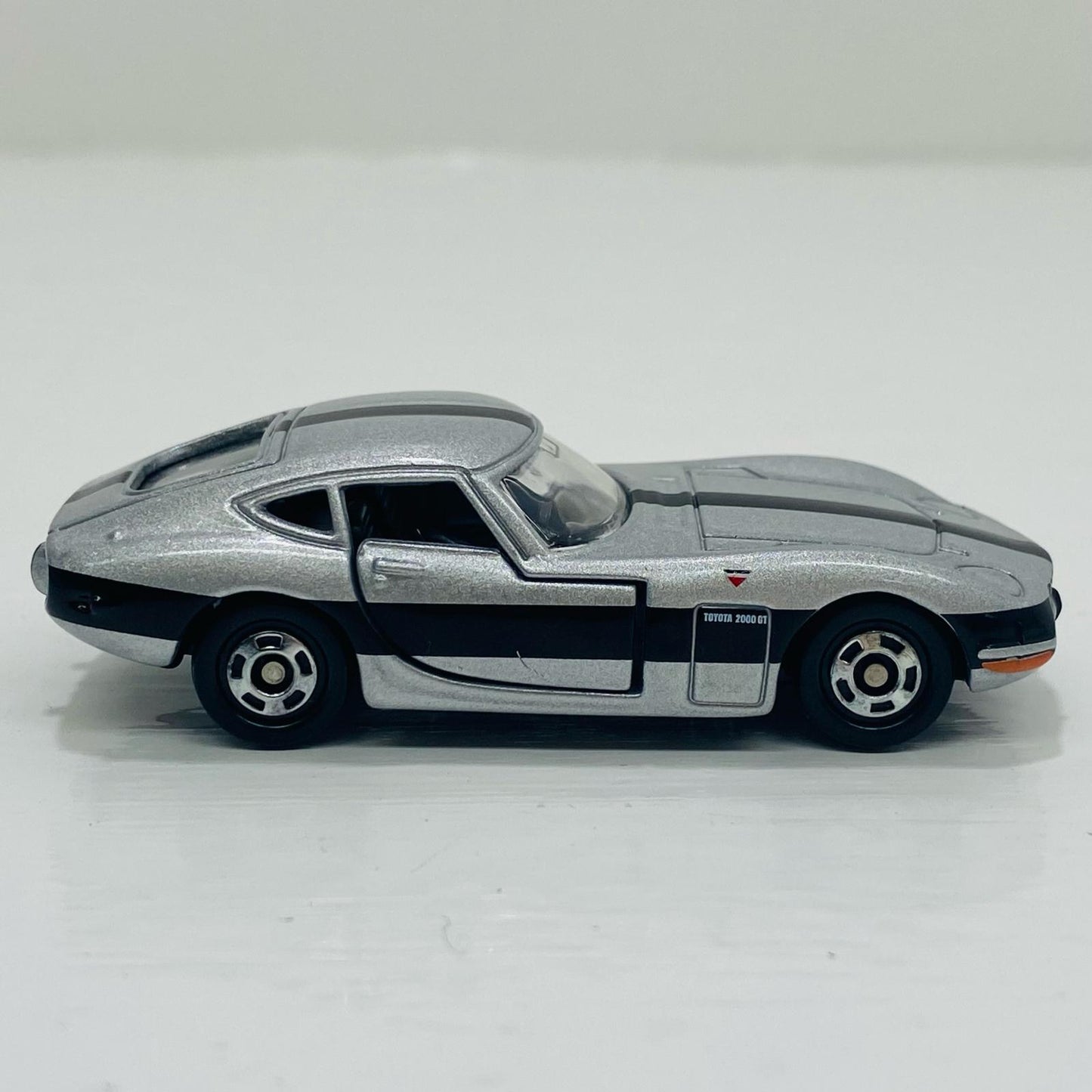 [Used] Toyota 2000GT "Original Tomica Toys Dream 10th Selection"