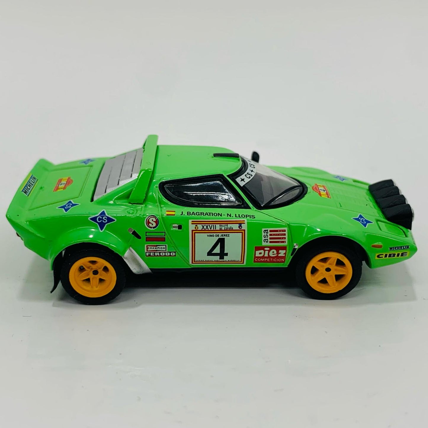 【中古】 1/64 ランチア ストラトス HF スペイン・ラリー 1979 優勝車 #4(左ハンドル) 「ミニGTシリーズ」