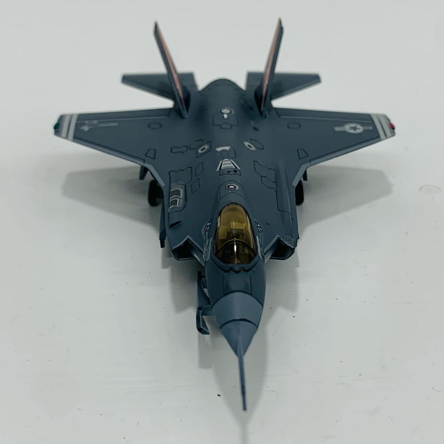 [Used] 1/144 F-35A Lightning II Prototype AF-01 Pre-Painted Finished Product "1/144 Skywave Series Pre-Painted Finished Product"