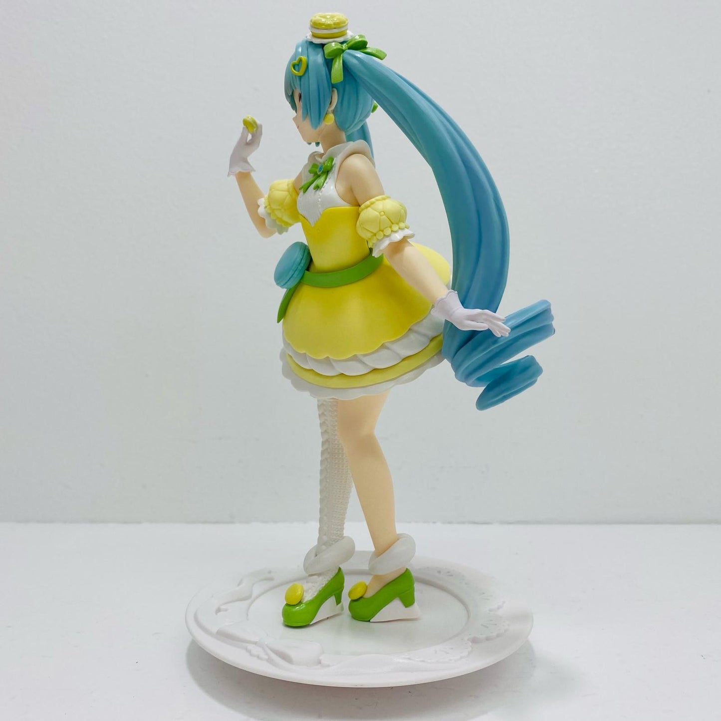 [Used] Hatsune Miku SweetSweets -Citron Macaron ver.- Exc∞d Creative Figure "Hatsune Miku" [Figure]