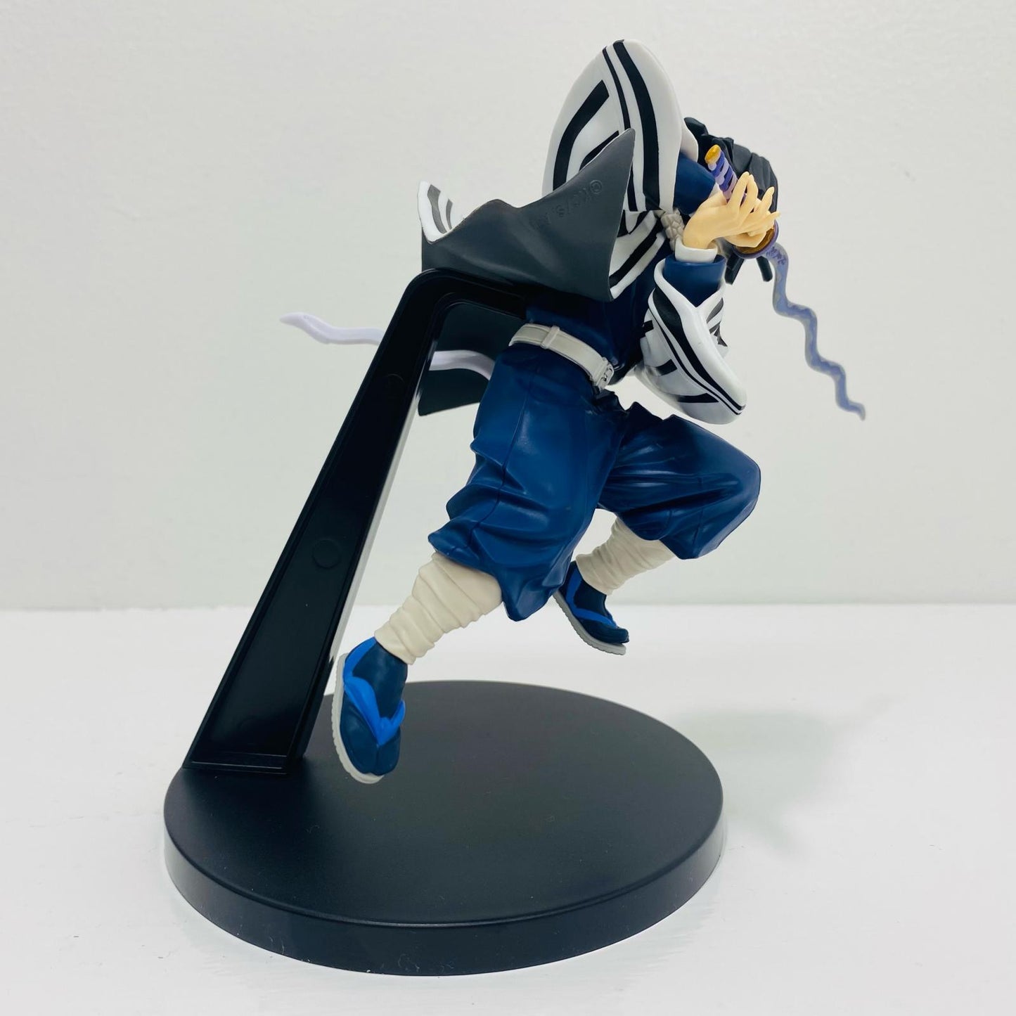 伊黒小芭内VIBRATIONSTARS「鬼滅の刃」【フィギュア】