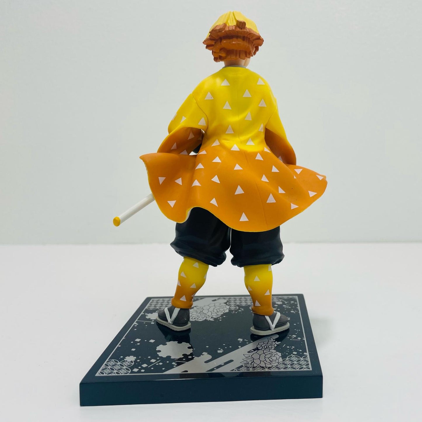 Agatsuma Zenitsu "Ichiban Kuji Demon Slayer: Kimetsu no Yaiba -Shi- Dare Yori mo Kyojin na Yaiba to Nare" C Prize Figure [Figure]