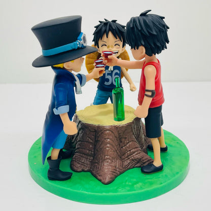 A Prize Revible Moment -Ace & Sabo & Luffy- "Dramatic Memories / Ichiban Kuji One Piece" [Figure]