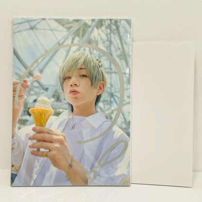 Urashimasakatasen: Urata Nuki 1st Photobook "U!"