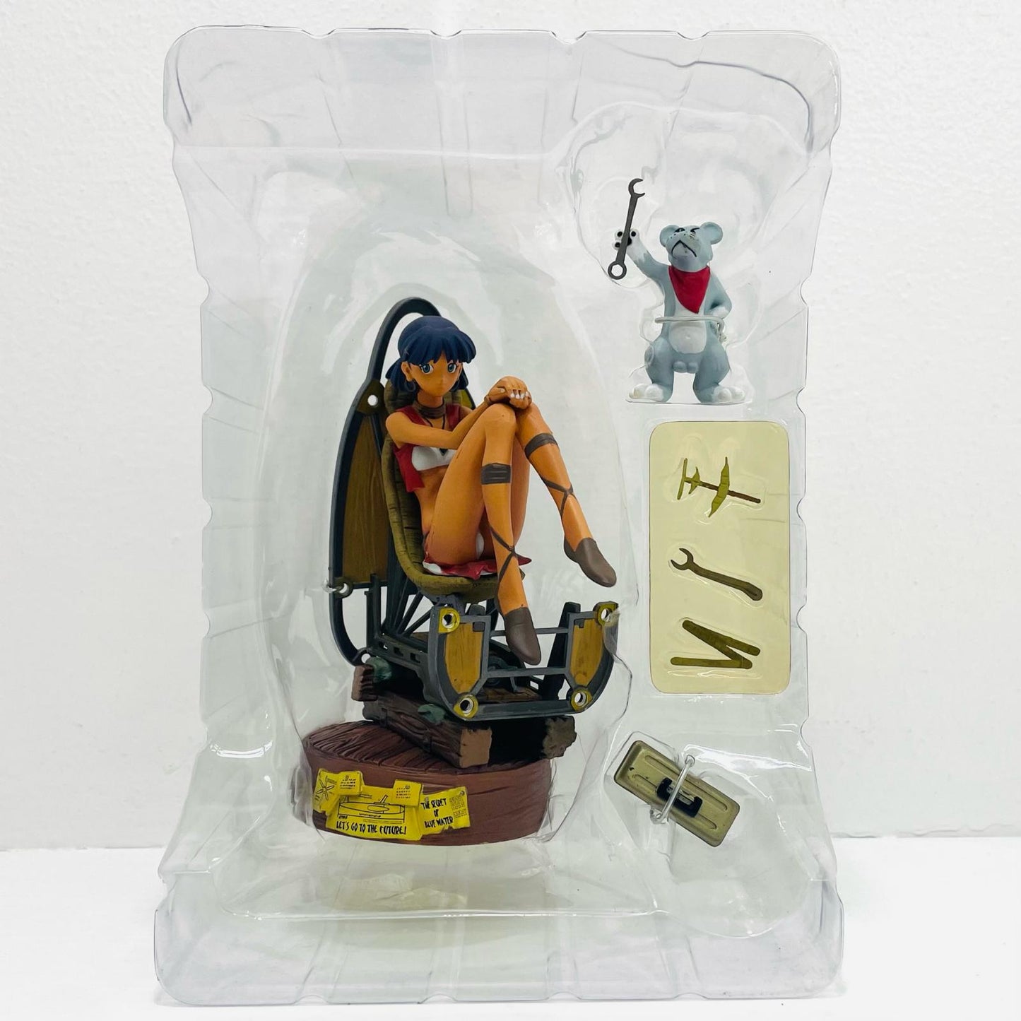 Nadia Bonus Figure "Nadia: The Secret of Blue Water DVD-BOX Limited Edition with Figure" [Figure]
