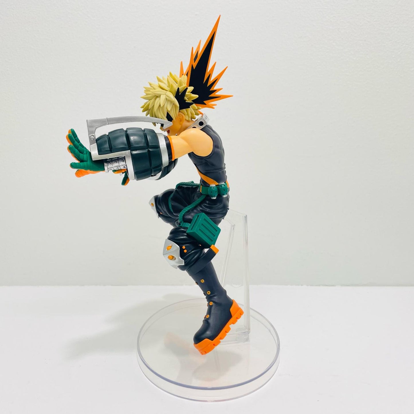 Prize B/Katsuki Bakugo; Figure "Fierce Fight/Ichiban Kuji My Hero Academia" [Figure]