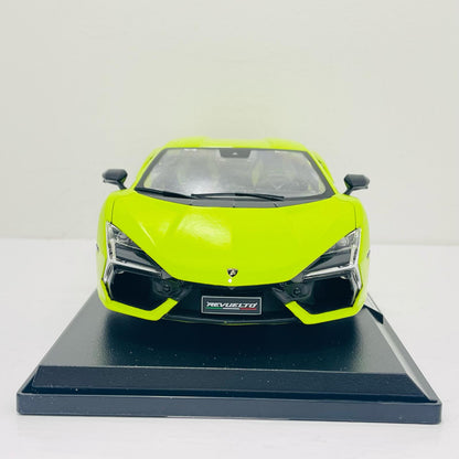 1/18 Lamborghini Revuelto (light green)