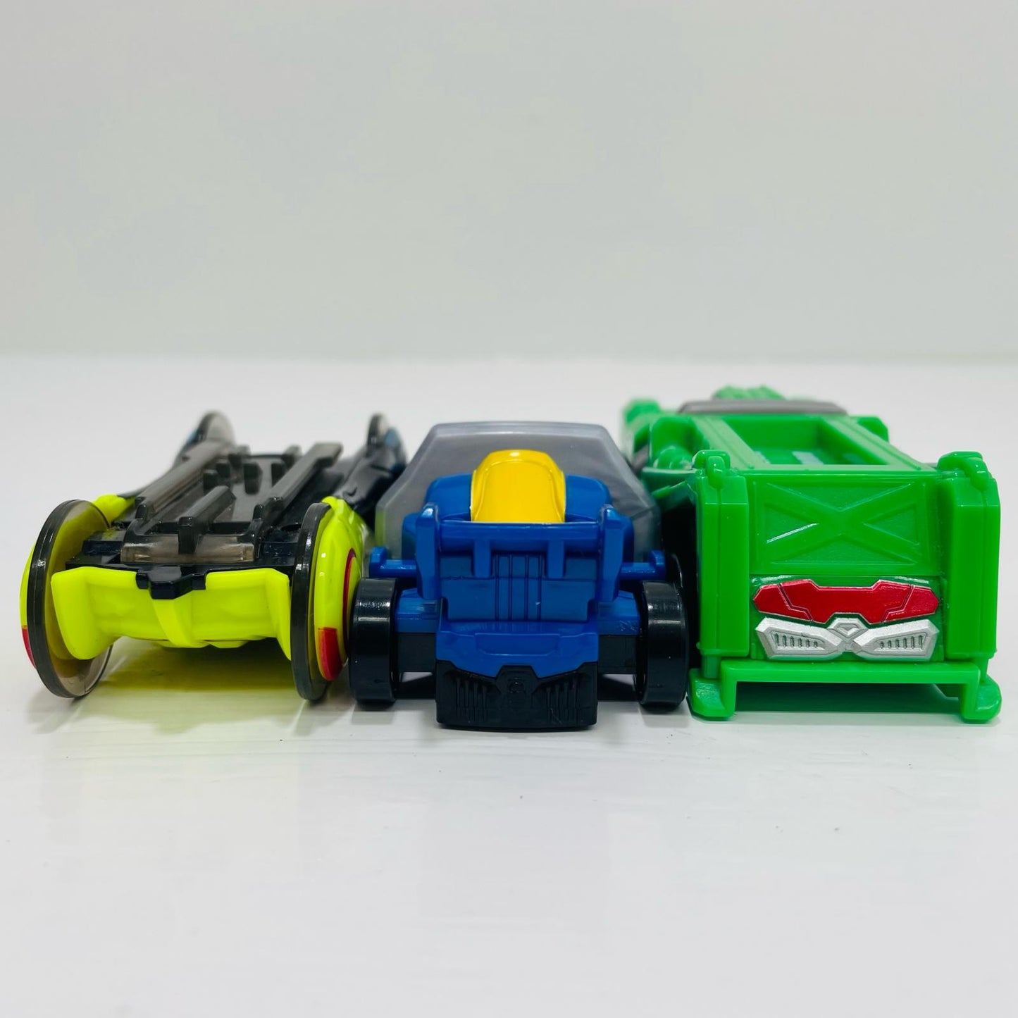 DX Shift Car Holder "Kamen Rider Drive"