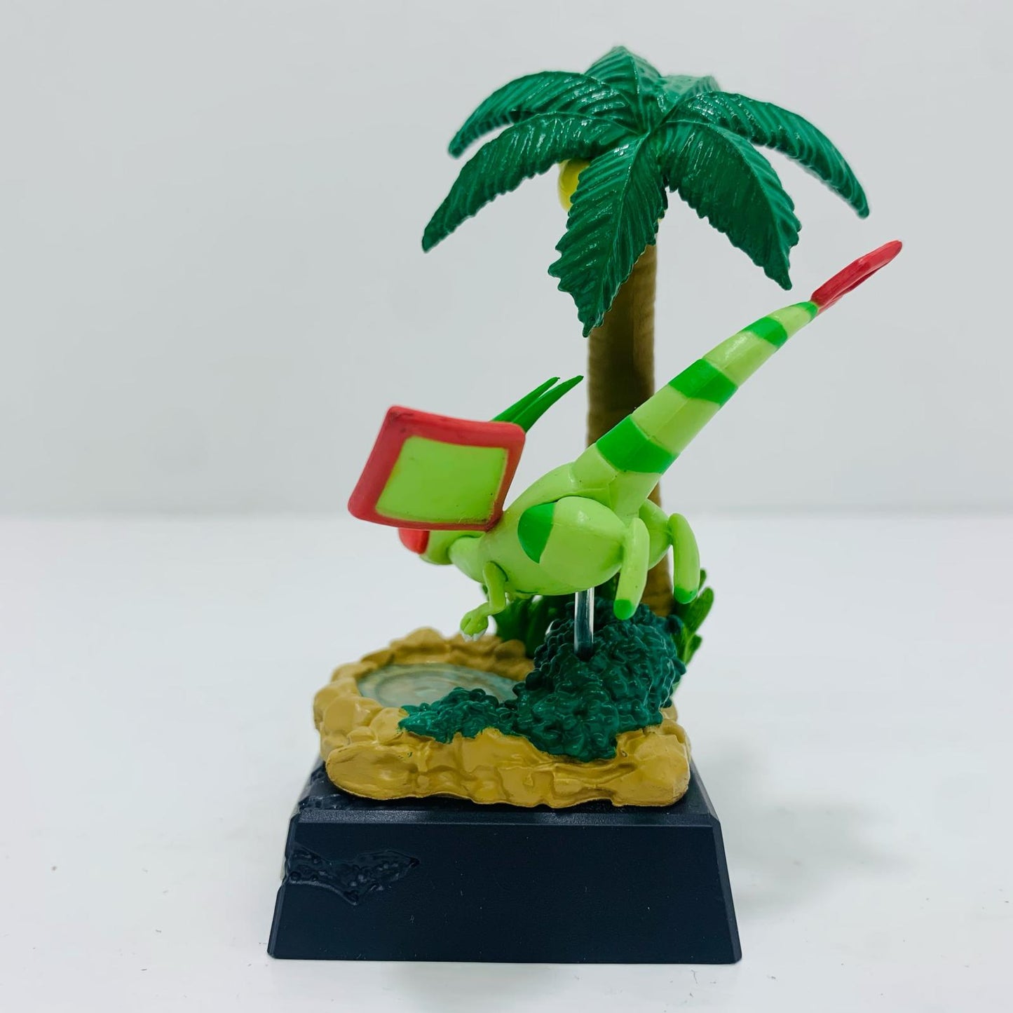 2.フライゴン 「ポケットモンスター POCKET STATUE -ドラゴンタイプ-」【フィギュア】
