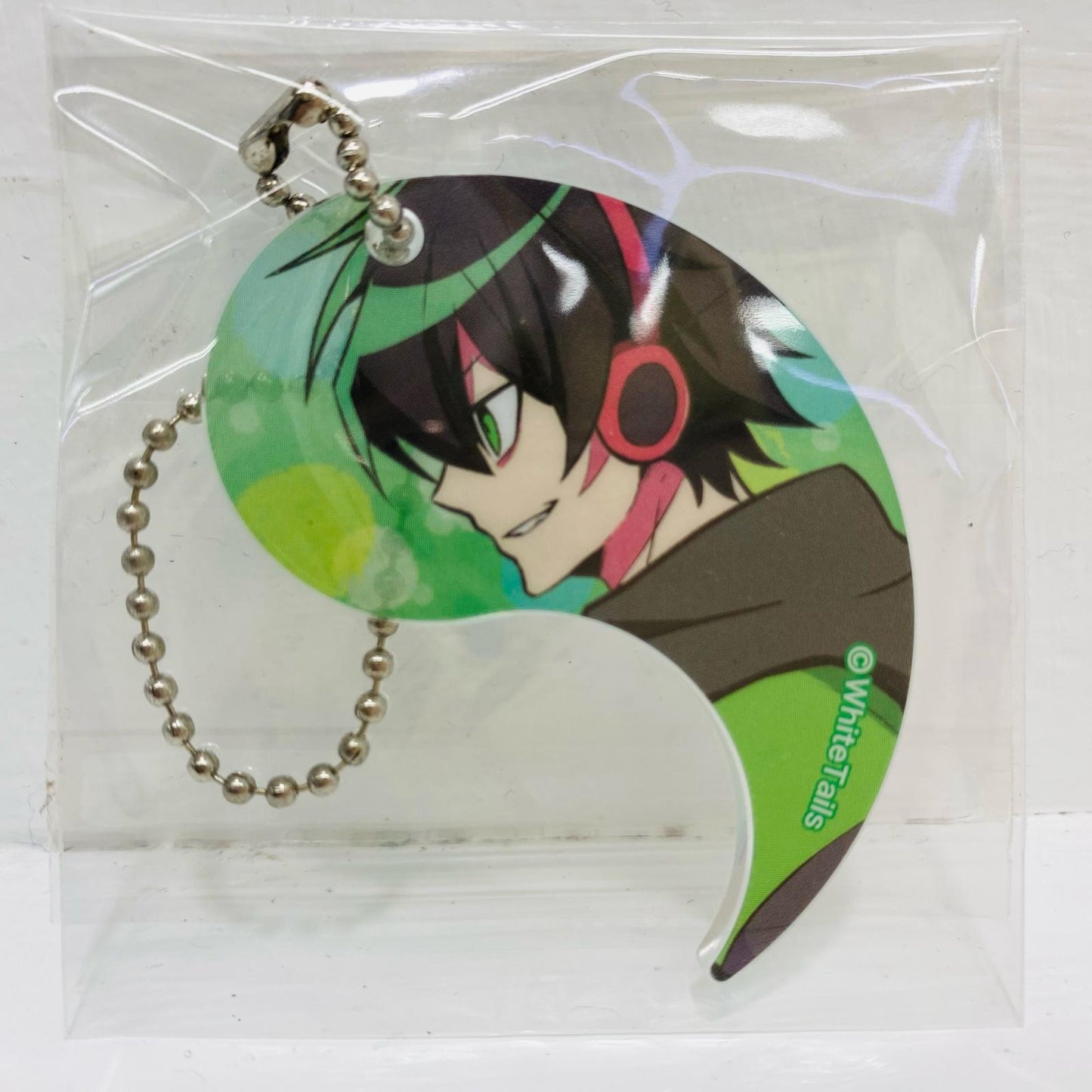 シャークん アクリルキーホルダー 「White Tails feat. ESCAPE POP UP SHOP」