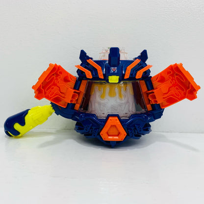 DX変身ベルトヴラスタムギア「仮面ライダーガヴ」