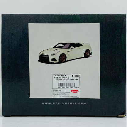 1/18 プライア デザイン PD750WB 日産 GT-R(パールホワイト)