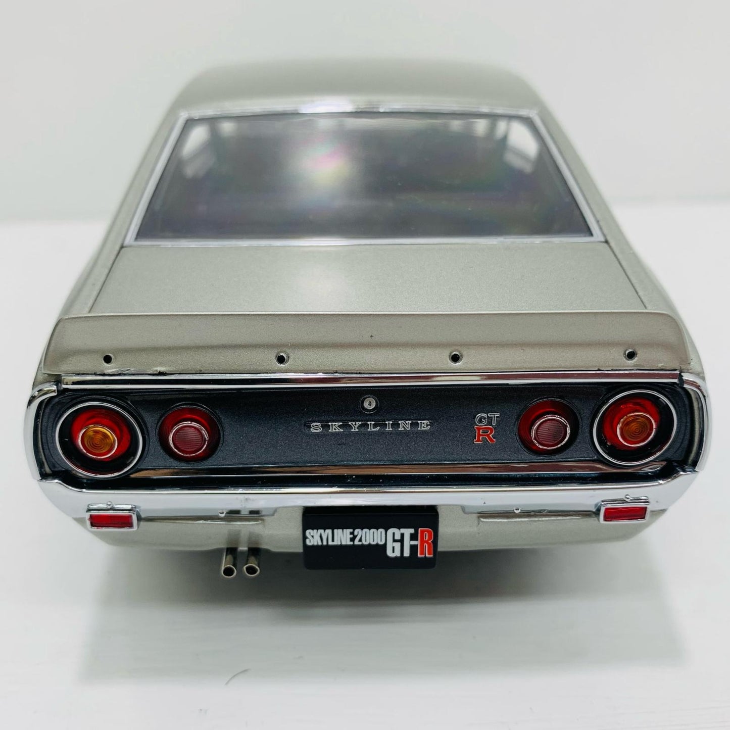 1/18 日産スカイライン GT-R ケン＆メリー Fスポイラー・RSワタナベホイル シルバー