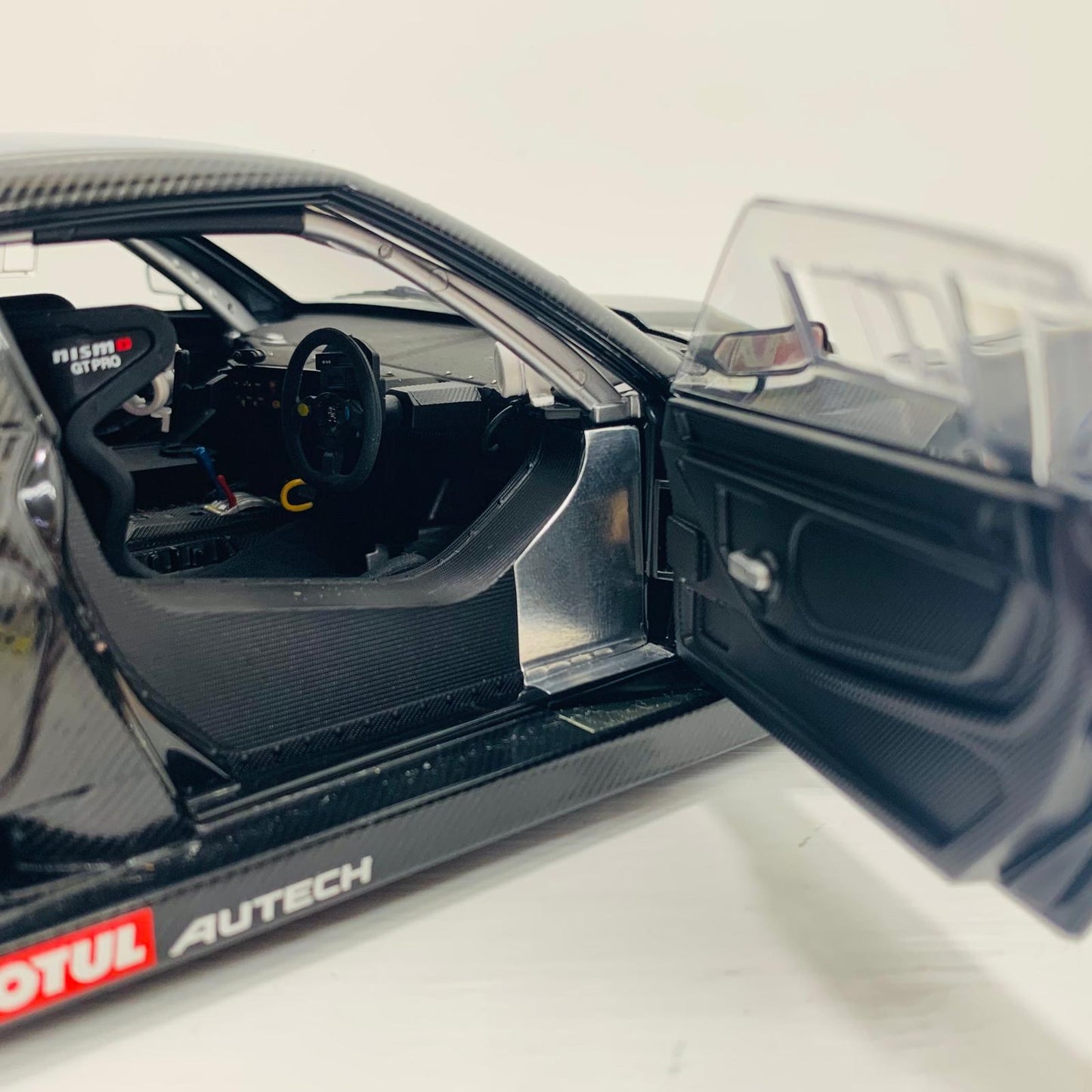 おもちゃ・玩具 1/18 GT-R TEST CAR SUPER GT 2008 BRIDGESTONE #230(ブラック) その他TOY【飾磨店】